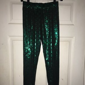 Green high waisted mermaid leggings